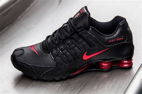 nike shox foot locker